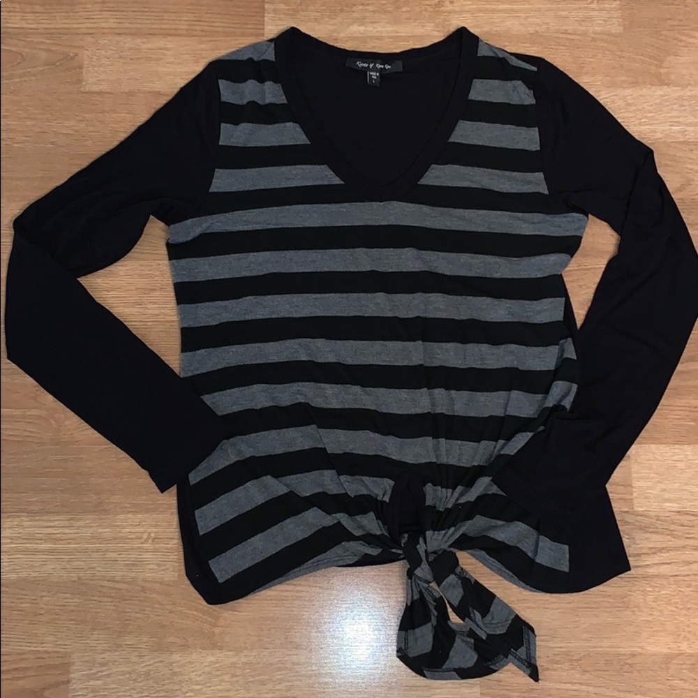 Karen Kane Tie-Front Top